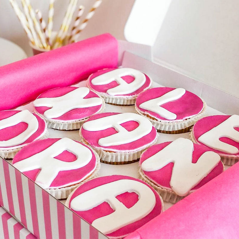 Letter-cupcakes 