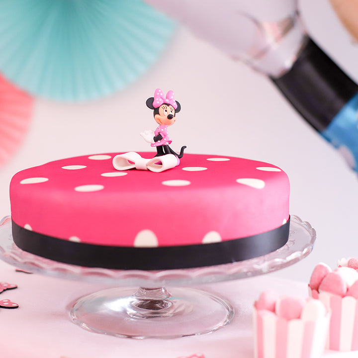 Minnie® Mouse® op taart met figuur 