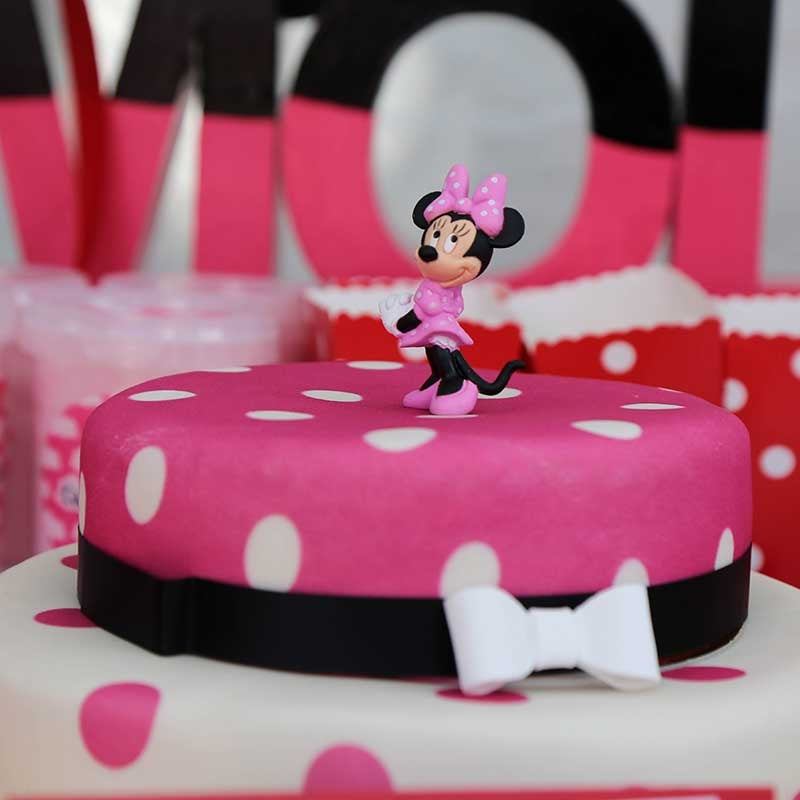  Minnie® Mouse® op gestipte 2-verdiepingentaart