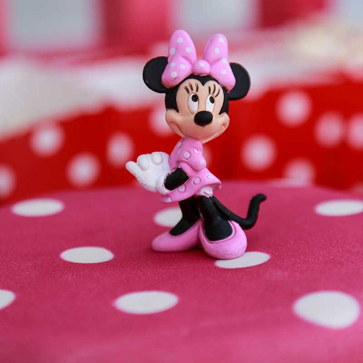 Minnie® Mouse® op taart met figuur 